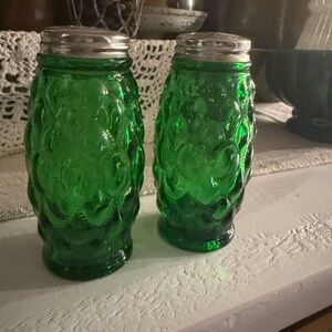 Mosser Elizabeth Hunter Green Glass Salt and Pepper Shakers
